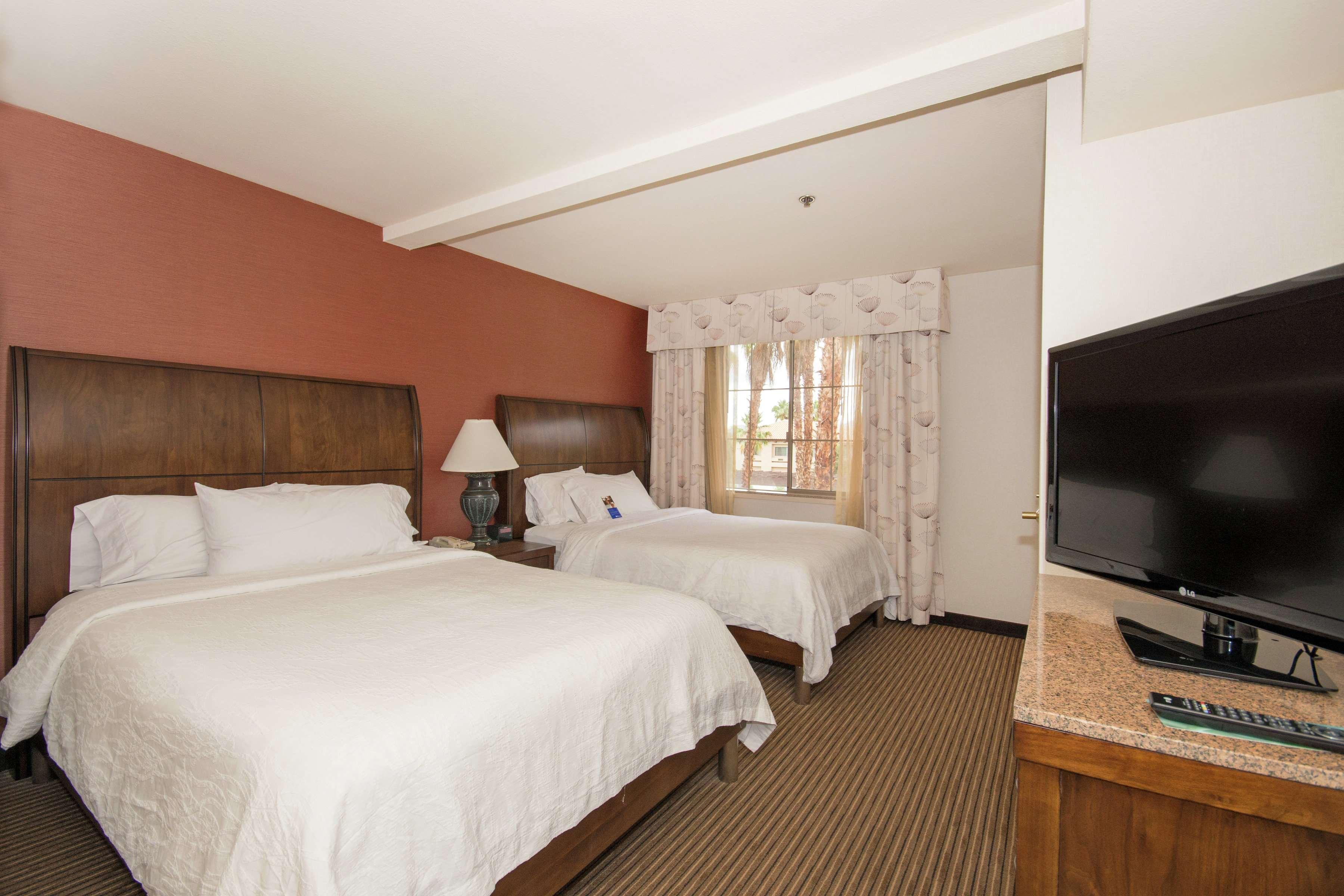 Hilton Garden Inn Palm Springs/Rancho Mirage Exterior photo