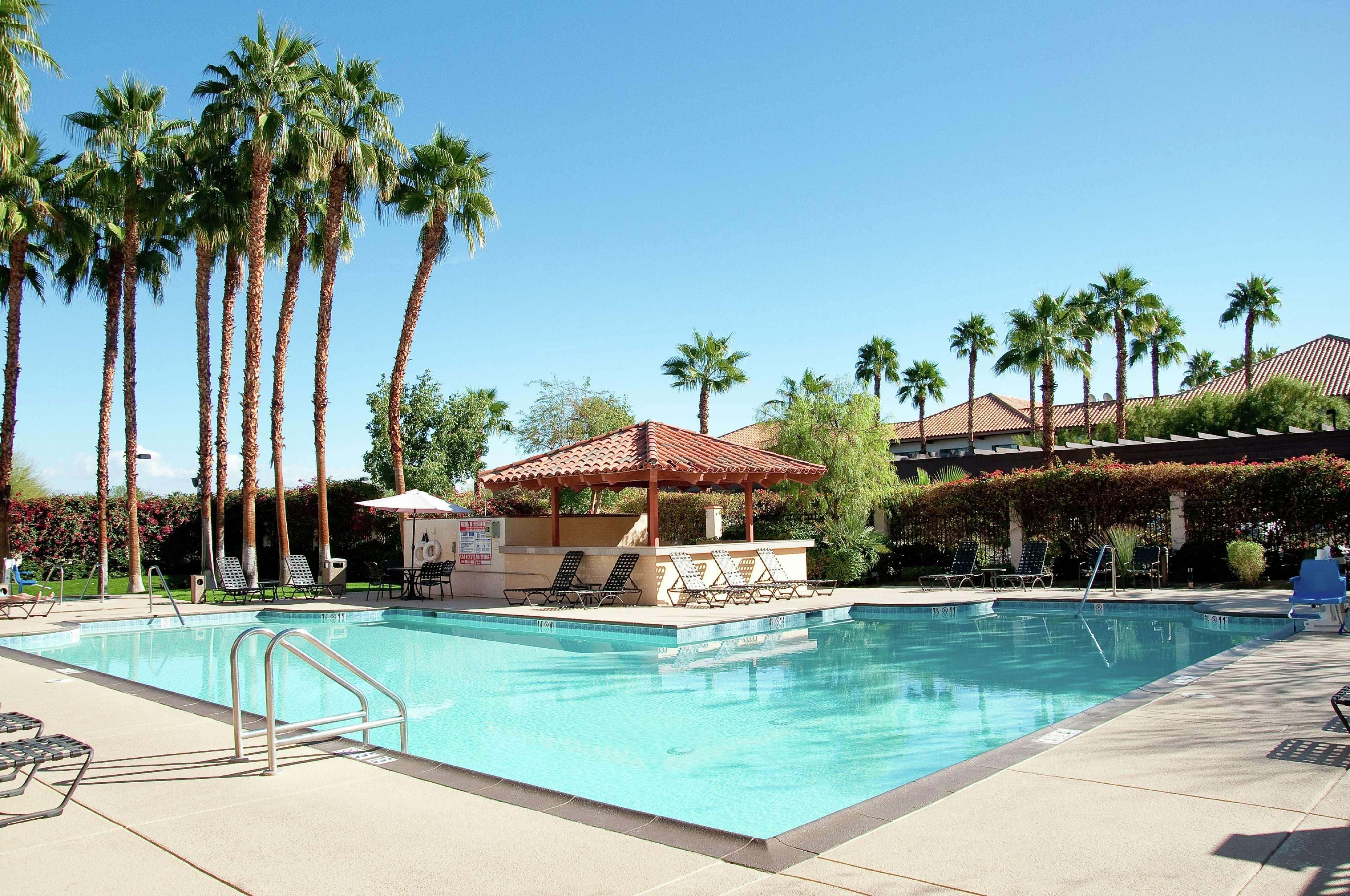 Hilton Garden Inn Palm Springs/Rancho Mirage Exterior photo