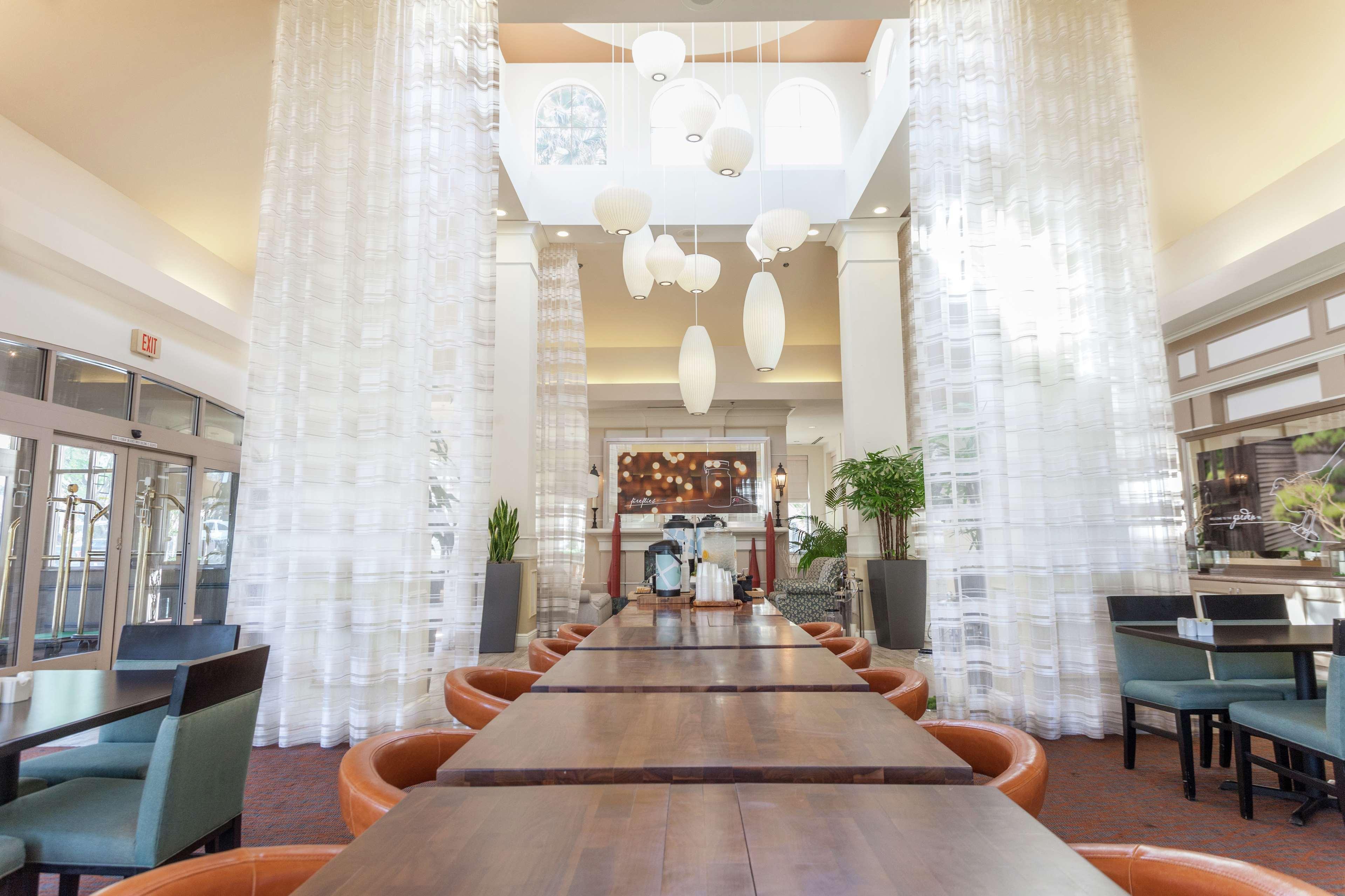 Hilton Garden Inn Palm Springs/Rancho Mirage Exterior photo