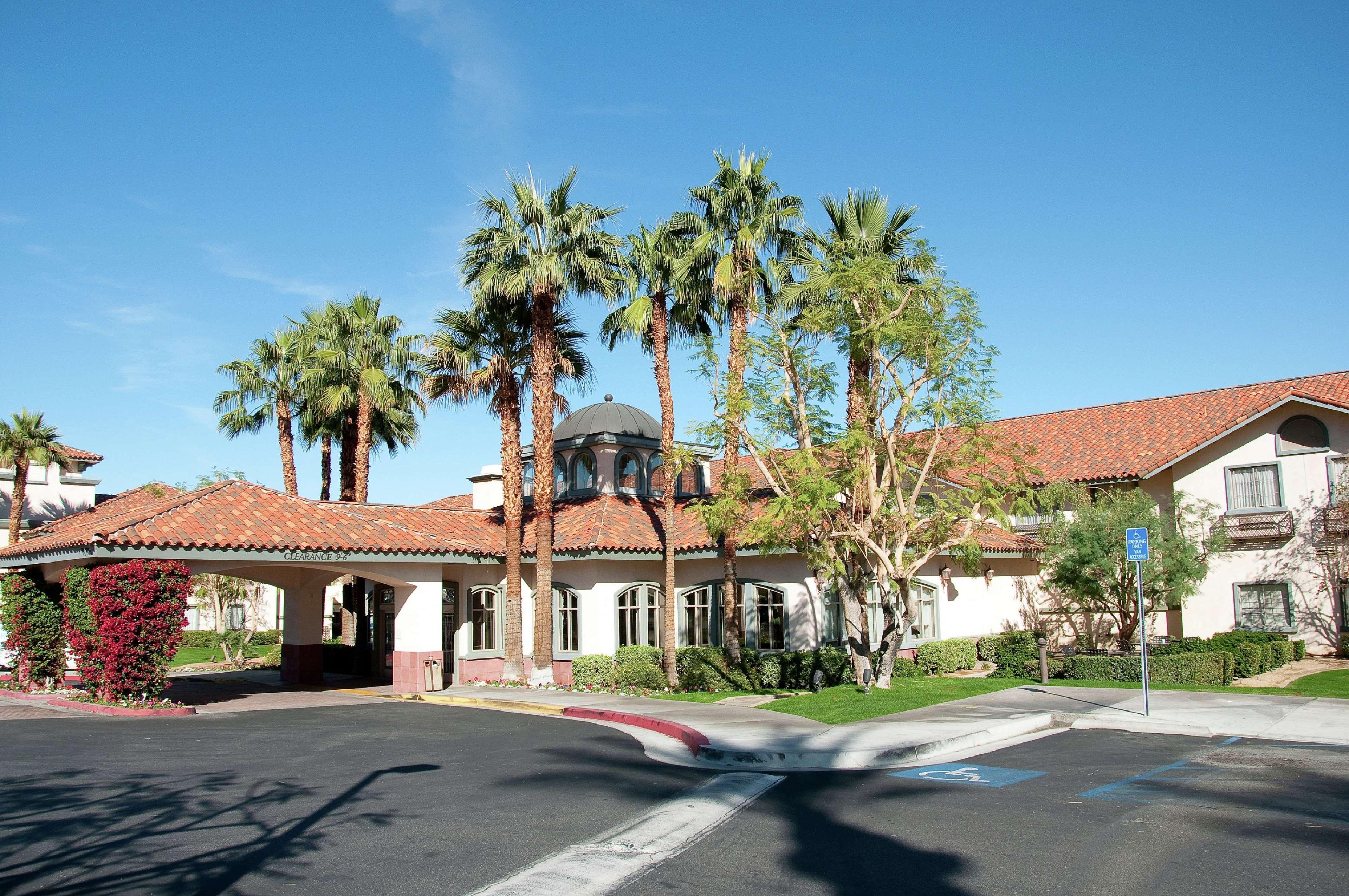 Hilton Garden Inn Palm Springs/Rancho Mirage Exterior photo