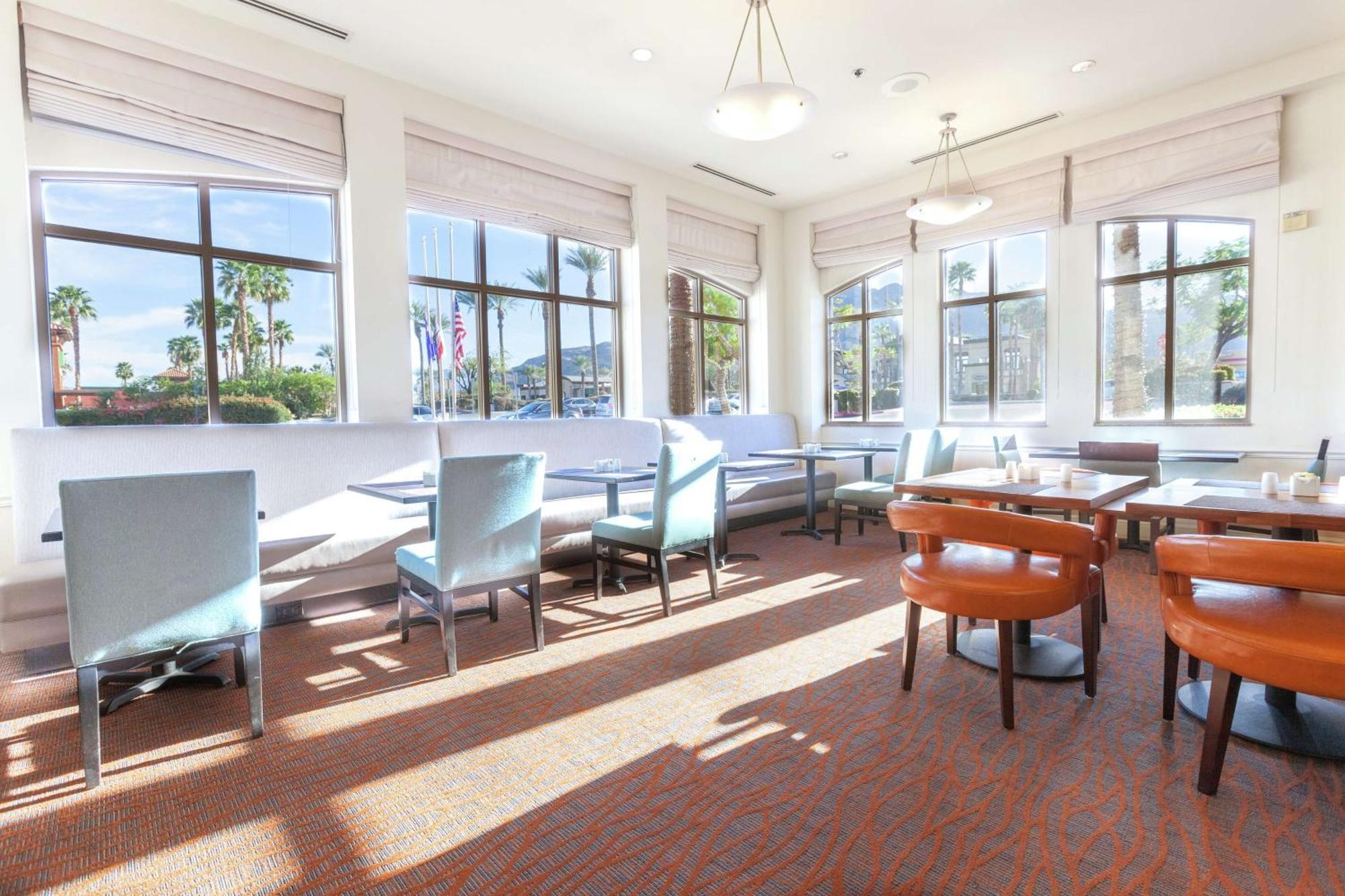 Hilton Garden Inn Palm Springs/Rancho Mirage Exterior photo