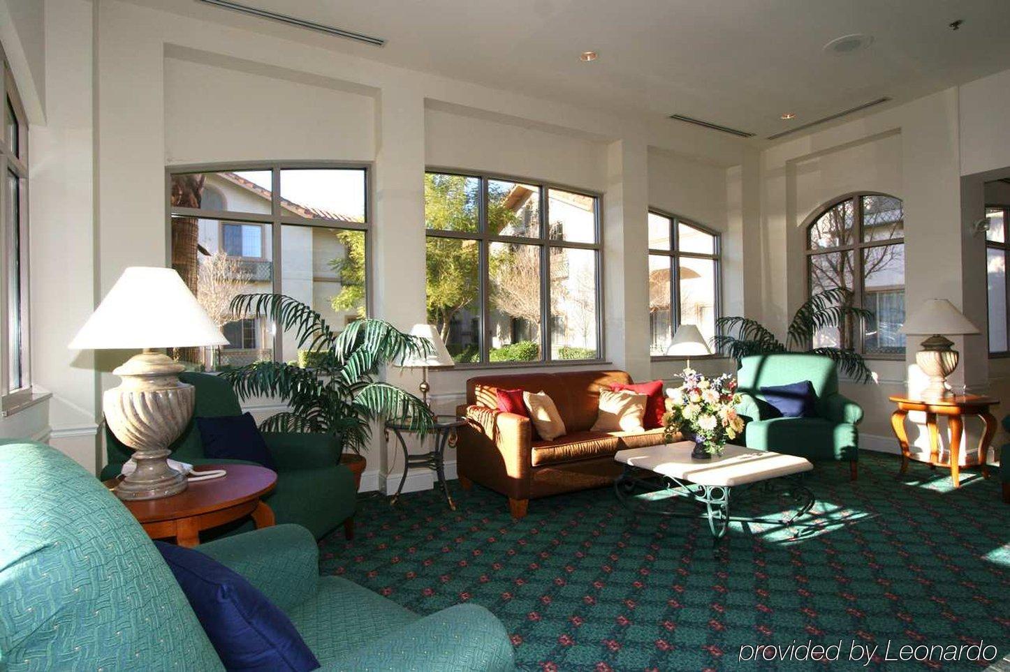 Hilton Garden Inn Palm Springs/Rancho Mirage Interior photo