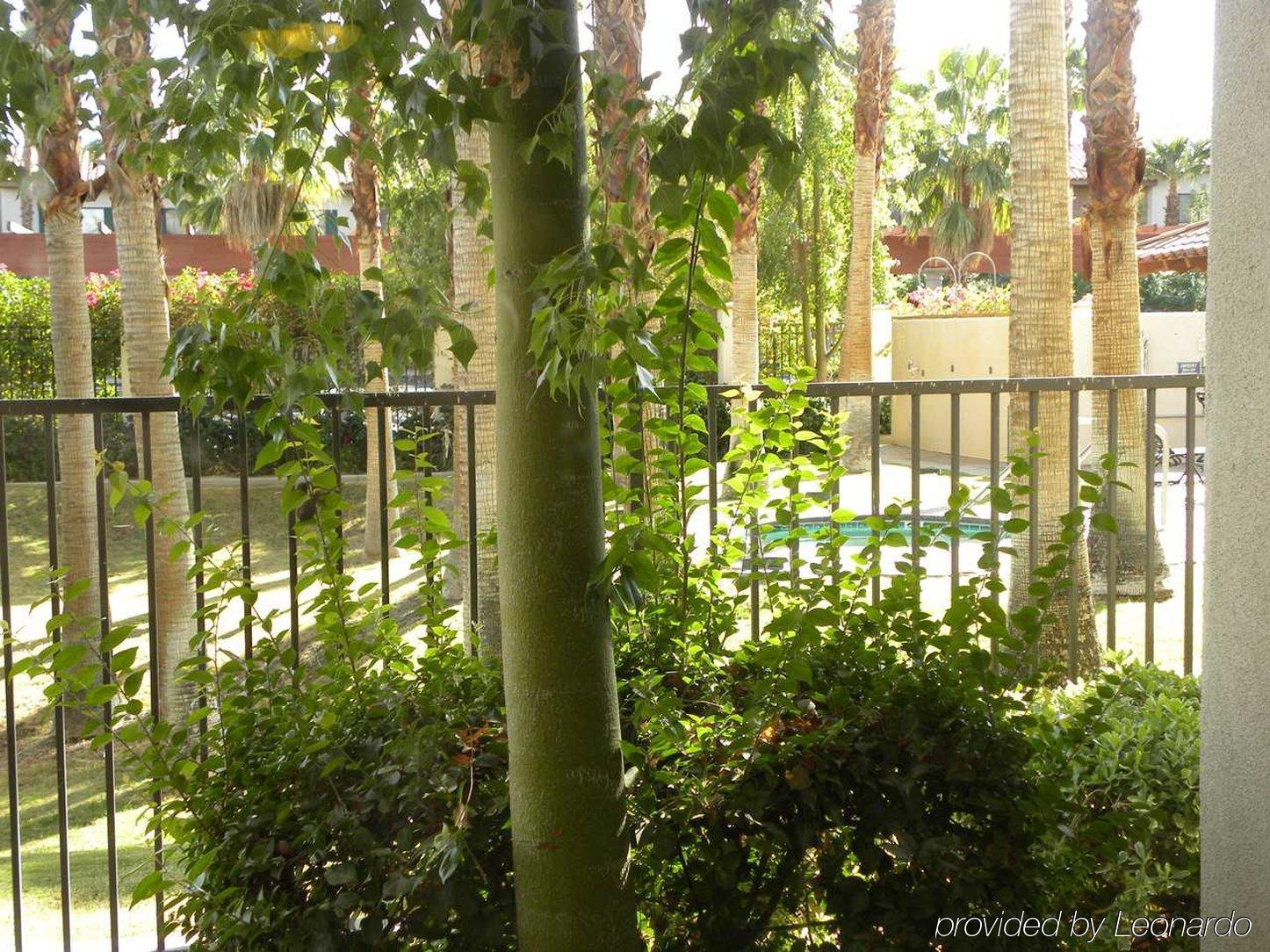 Hilton Garden Inn Palm Springs/Rancho Mirage Exterior photo